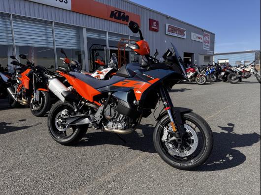 photo-annonce-ktm-890-smt-2026-courtoisie-tech-pack-268kms_6a623e8fec252055297951.JPG