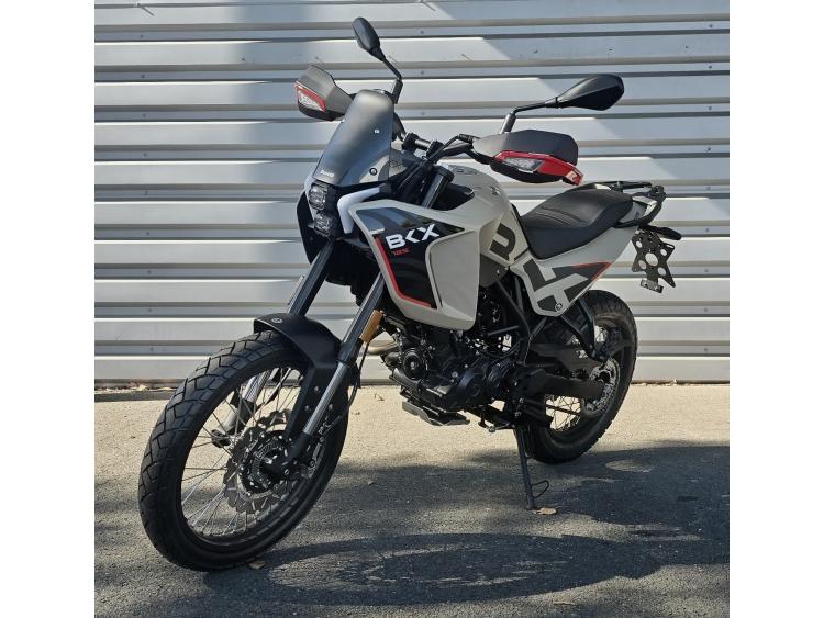 BENELLI BKX 125 / NEUVE 0 KMS