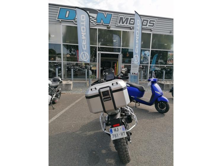 CF MOTO MT 800 / 214.79/mois DSN MOTOS 33