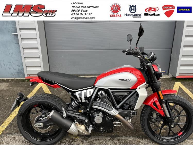 DUCATI SCRAMBLER 800 ICON