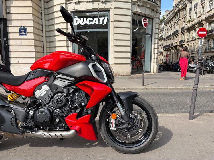 DUCATI DIAVEL V4 - GARANTIE CONSTRUCTEUR 