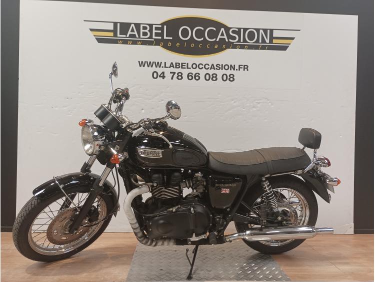 TRIUMPH BONNEVILLE T100