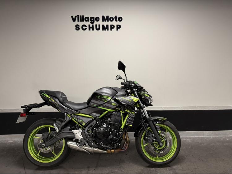 KAWASAKI Z650 