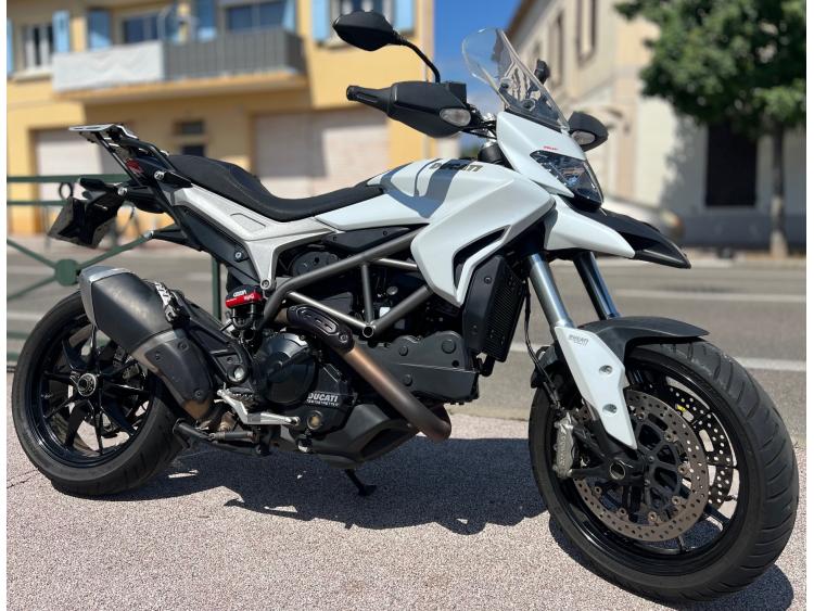 DUCATI 821 HYPERSTRADA