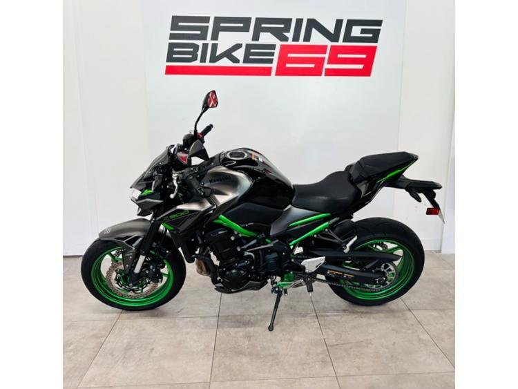 KAWASAKI Z 900