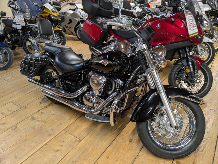 KAWASAKI VN 900