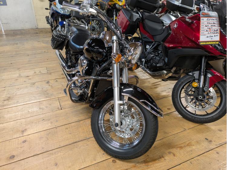 KAWASAKI VN 900