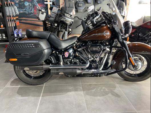 HARLEY-DAVIDSON SOFTAIL HERITAGE 1868 CLASSIC