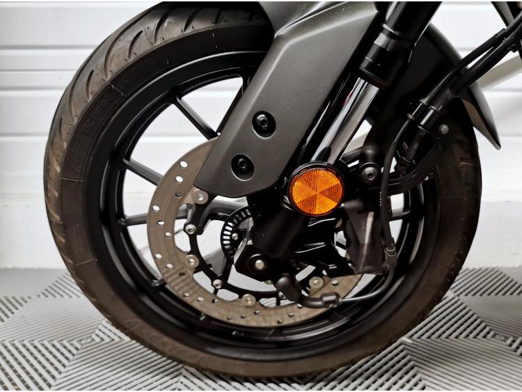 YAMAHA MT-125 - MT125 
