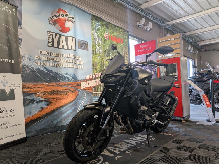 YAMAHA MT-09 GARANTIE 1 AN 