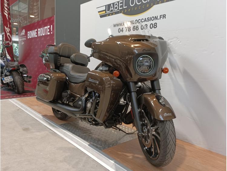 INDIAN ROADMASTER DARK HORSE