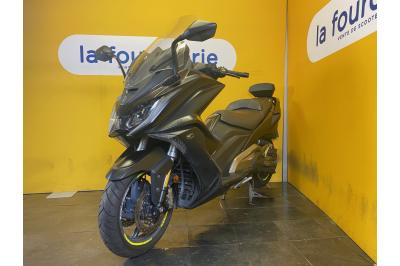 KYMCO AK 550