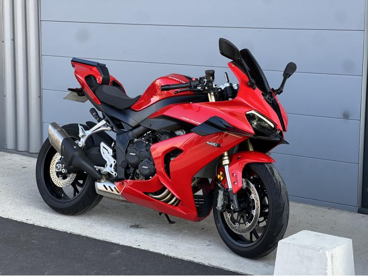 QJ MOTOR SRK 800 RR
