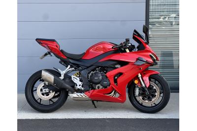 QJ MOTOR SRK 800 RR
