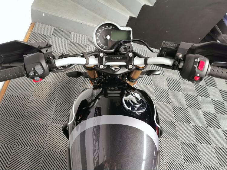 TRIUMPH SPEED 400 - 1ère Main - Eligible au permis A2