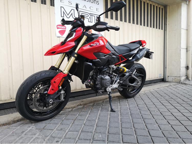 DUCATI HYPERMOTARD V2 NEW MODELE