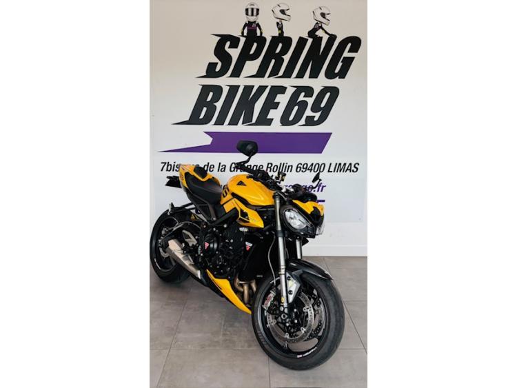 TRIUMPH STREET TRIPLE 765 RS