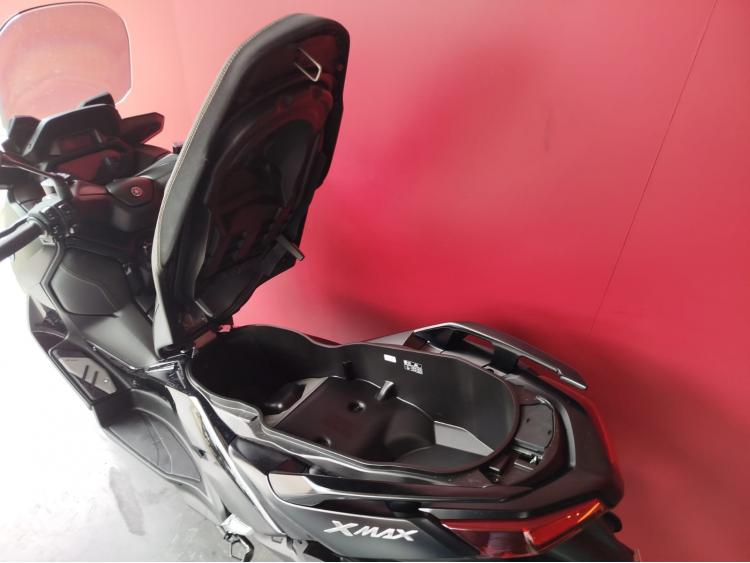 YAMAHA XMAX 125 TECH MAX + EQUIPEMENTS