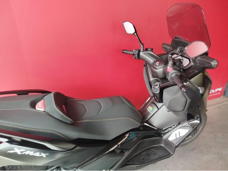 YAMAHA XMAX 125 TECH MAX + EQUIPEMENTS