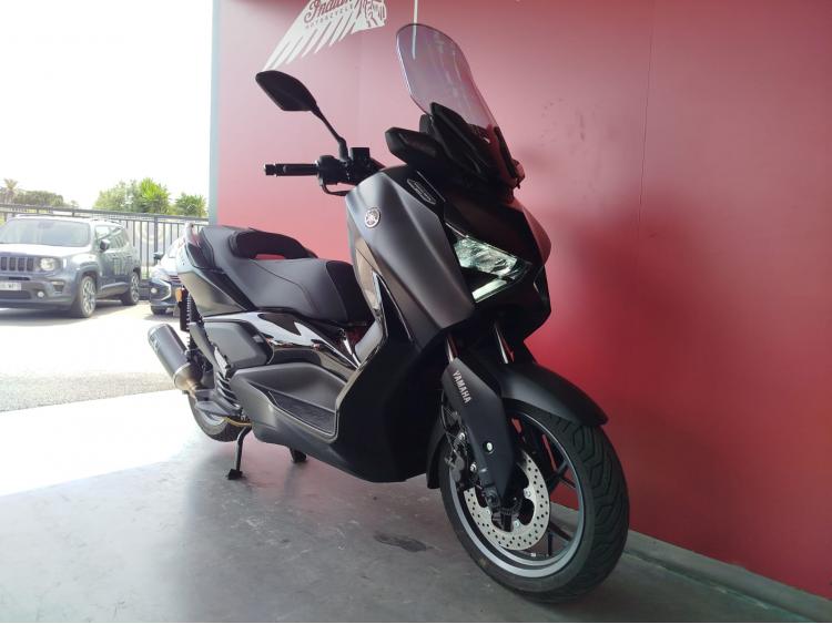 YAMAHA XMAX 125 TECH MAX + EQUIPEMENTS