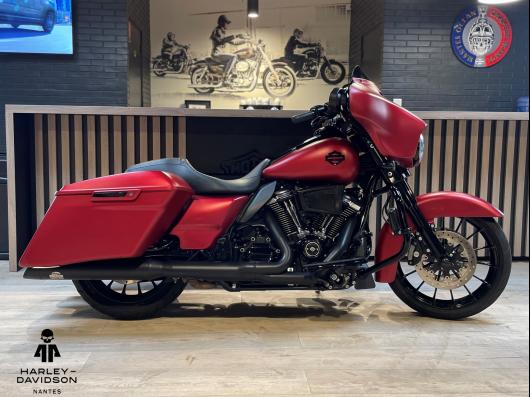 HARLEY-DAVIDSON TOURING STREET GLIDE 1868 SPECIAL