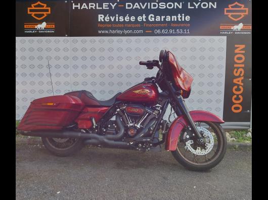 HARLEY-DAVIDSON TOURING STREET GLIDE 1868 SPECIAL