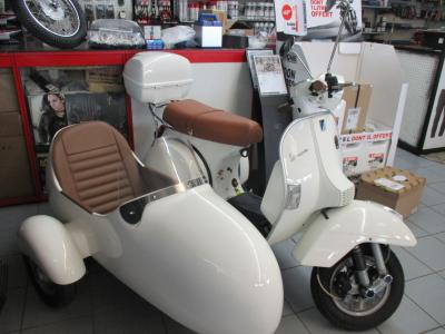 VESPA PX 125 SIDE CAR