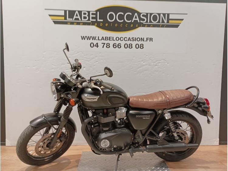 TRIUMPH BONNEVILLE T100