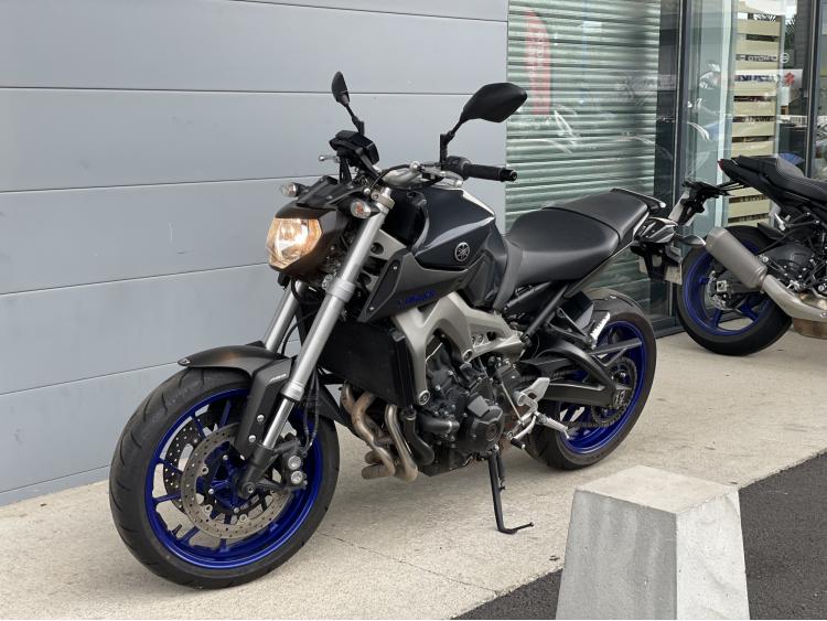 YAMAHA MT-09 ABS