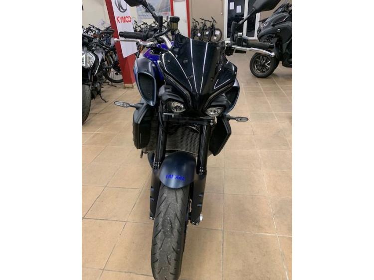YAMAHA MT-10