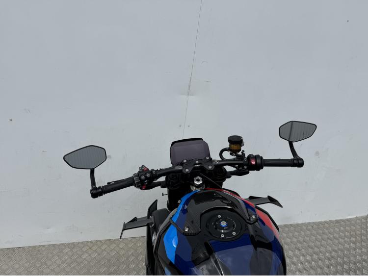 BMW M 1000R