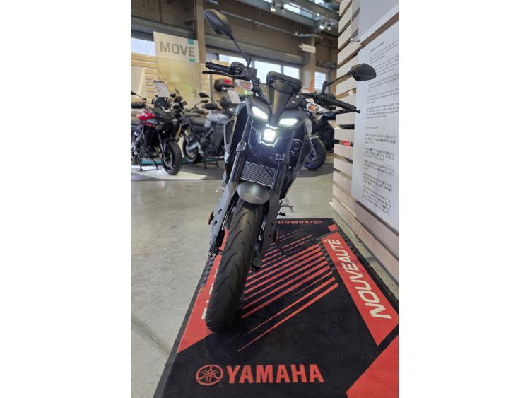 YAMAHA MT-125