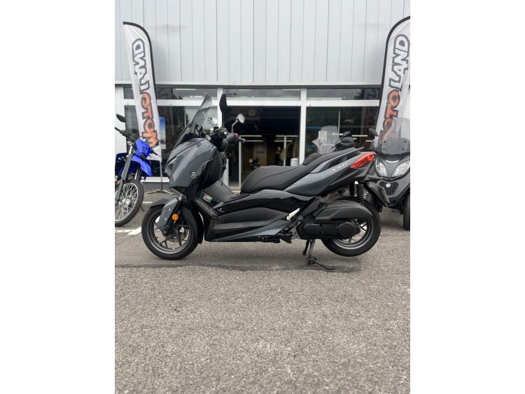 YAMAHA XMAX 125 TECH MAX