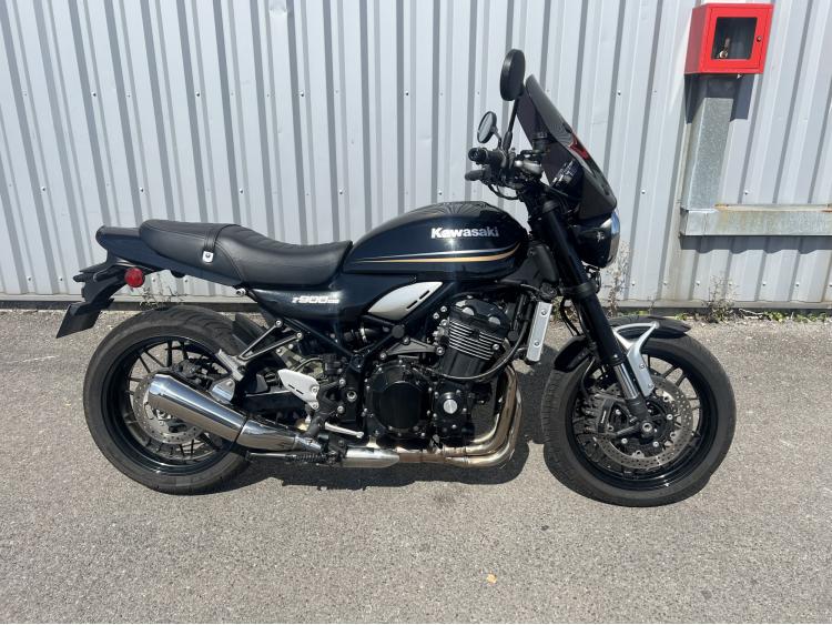KAWASAKI Z900RS (107€/MOIS*)