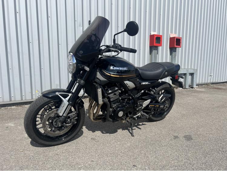 KAWASAKI Z900RS (107€/MOIS*)