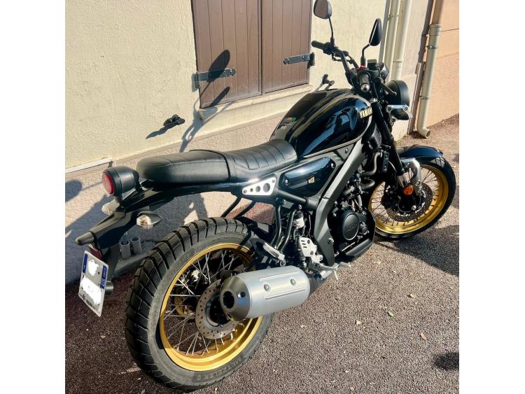 YAMAHA XSR 125