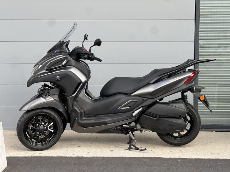 YAMAHA TRICITY 300