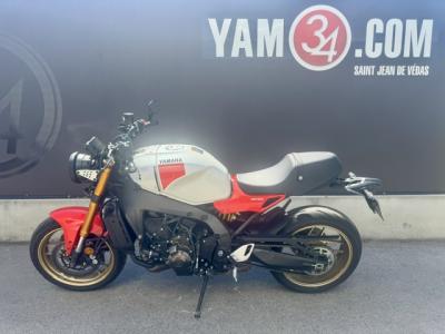 YAMAHA XSR 900 ABS