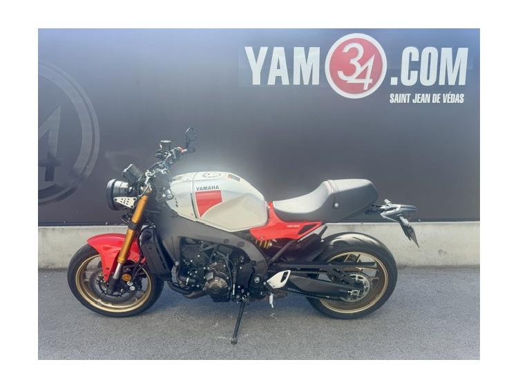 YAMAHA XSR 900 ABS