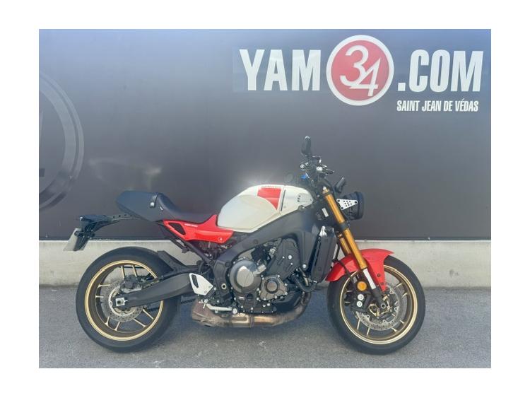 YAMAHA XSR 900 ABS
