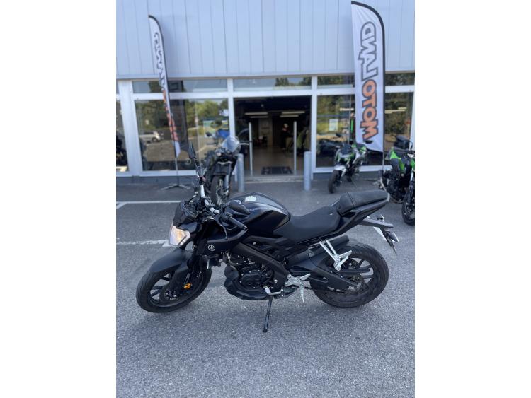YAMAHA MT-125