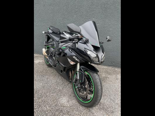 photo-annonce-kawasaki-zx-6r_6706527e4e8cb094198831.jpg