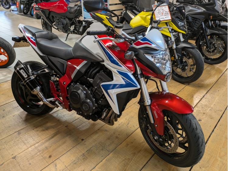 HONDA CB 1000 R