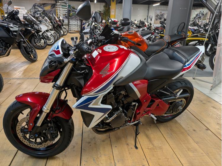 HONDA CB 1000 R