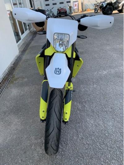 HUSQVARNA 701 SUPERMOTO