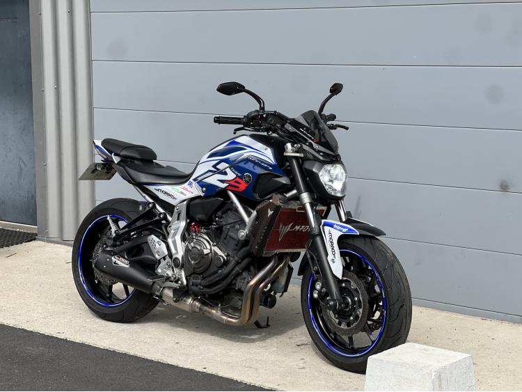 YAMAHA MT-07 A2