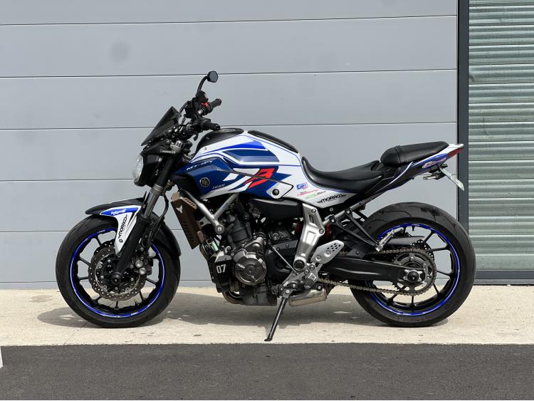 YAMAHA MT-07 A2