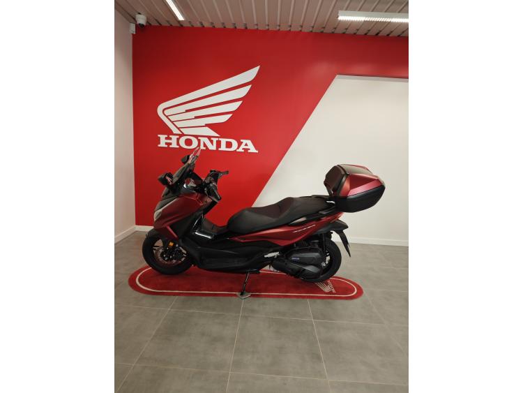 HONDA NSS FORZA 125 TOP BOX