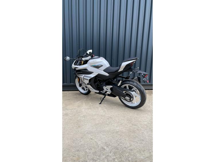 CF MOTO SR 450 TC
