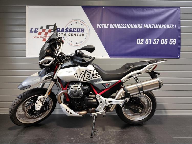 MOTO GUZZI V85 TT 